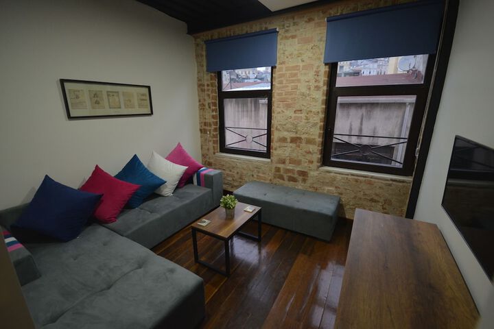 Room 22 of 40