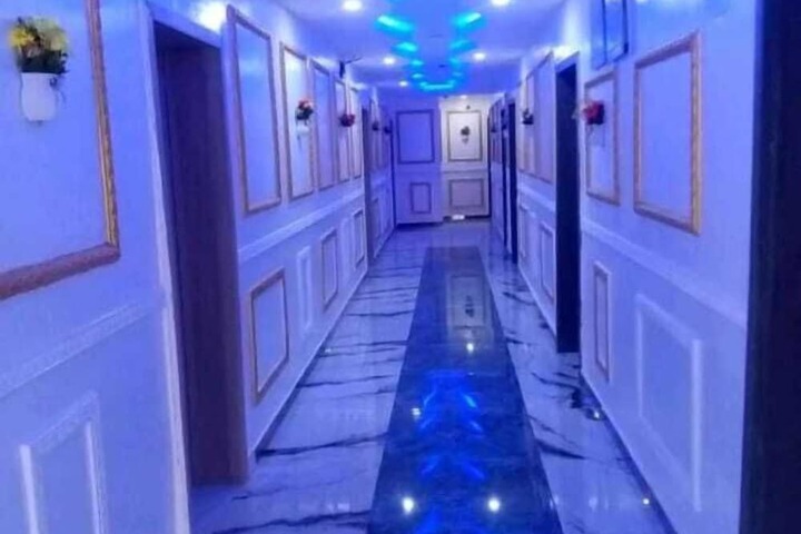 Ballroom/Hall 5 of 6