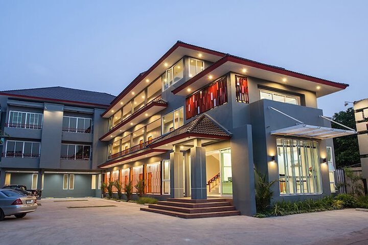 Soontree House