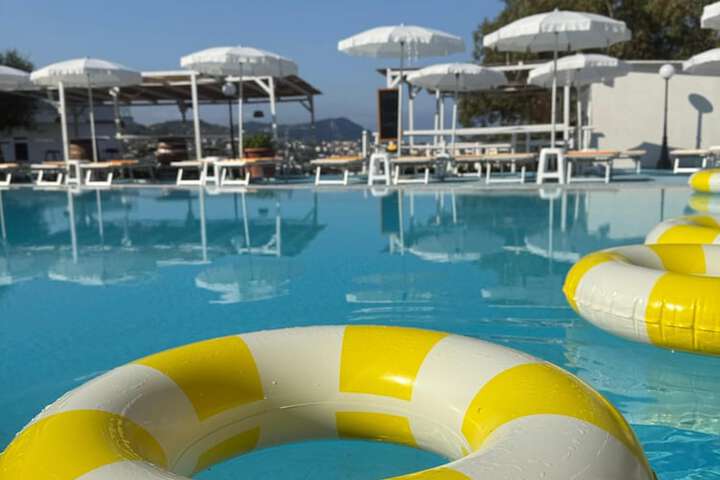 Pool 39 of 81
