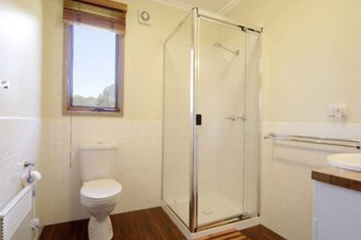 Room 2 of 9