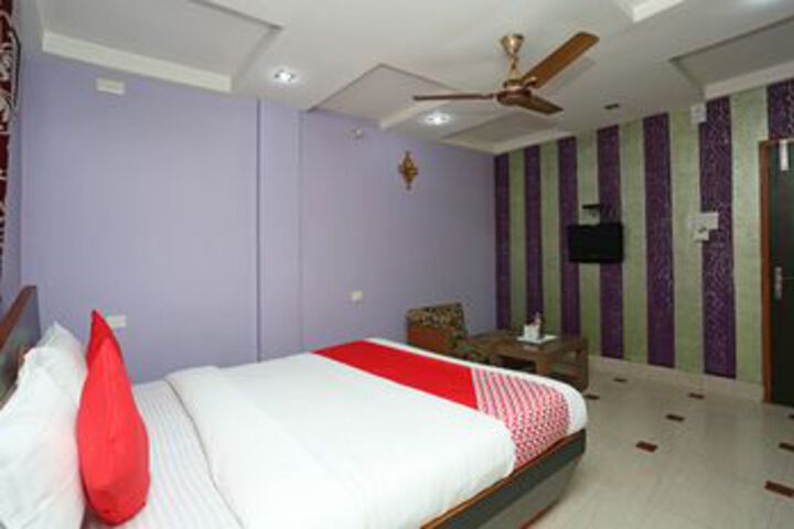 Room 8 of 30