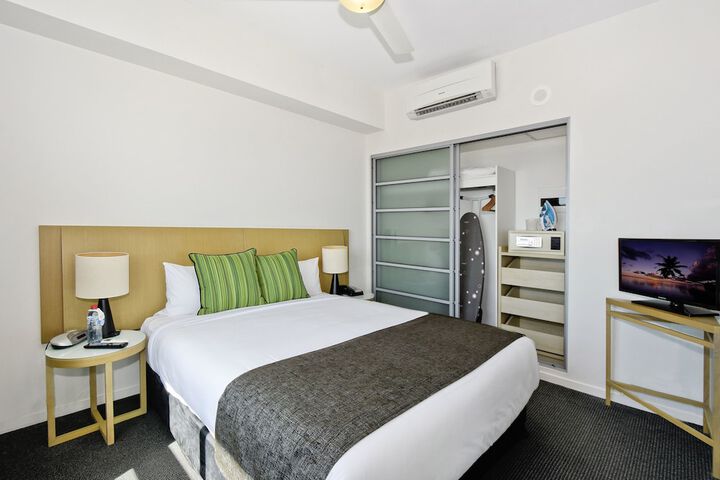 Room 7 of 133