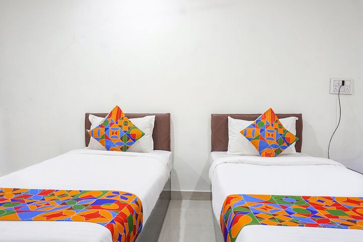 Room 19 of 34