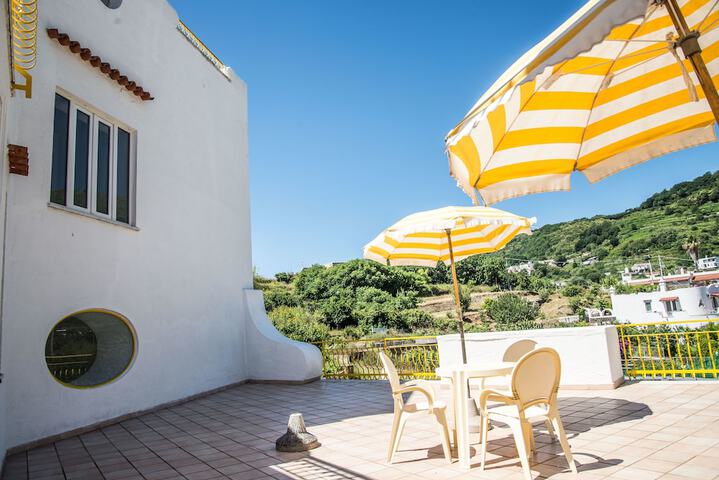 Terrace/Patio 102 of 111