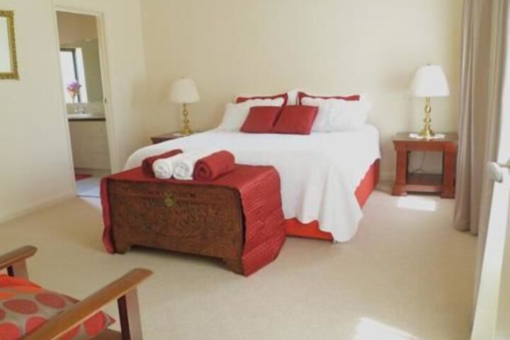 Room 5 of 34