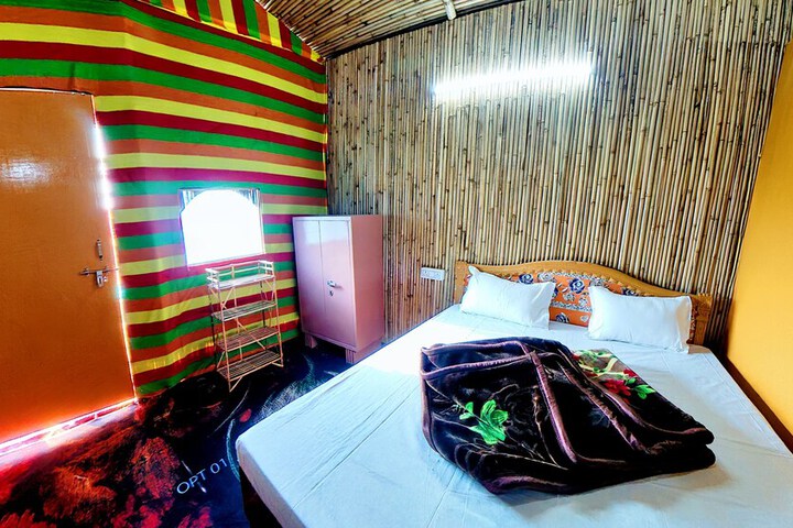 Room 2 of 14