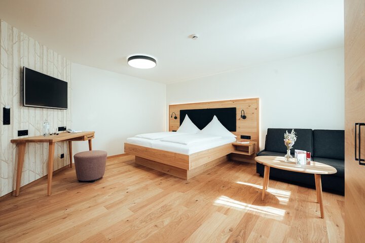 Room 37 of 78