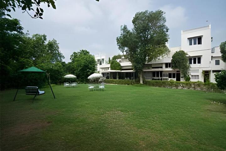 The Generals Retreat