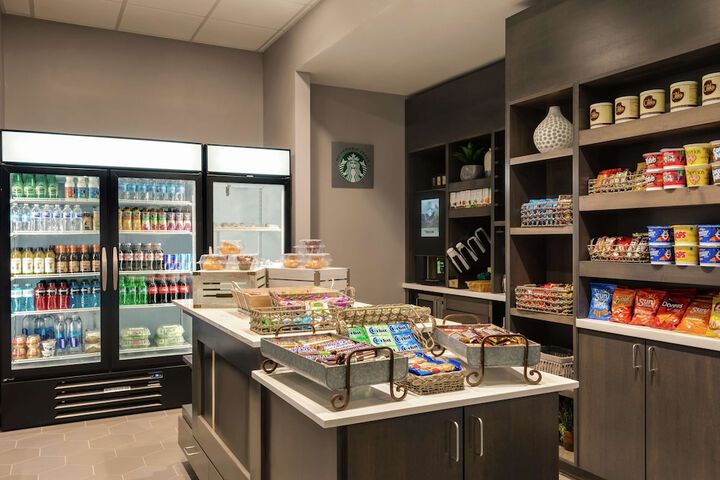 Snack bar