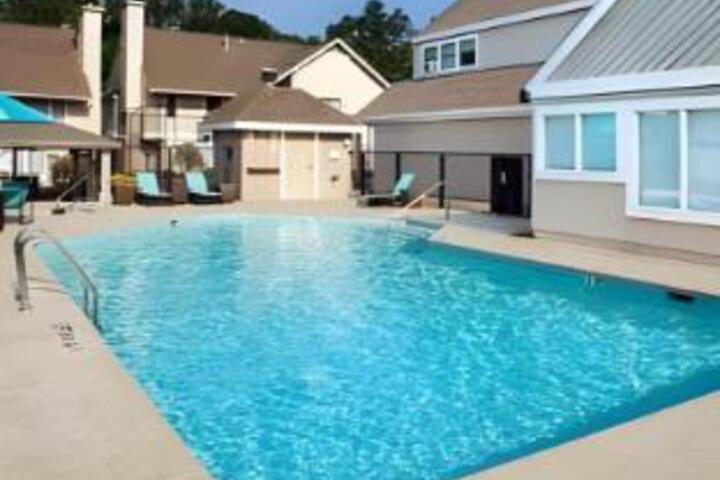 Pool 5 of 28
