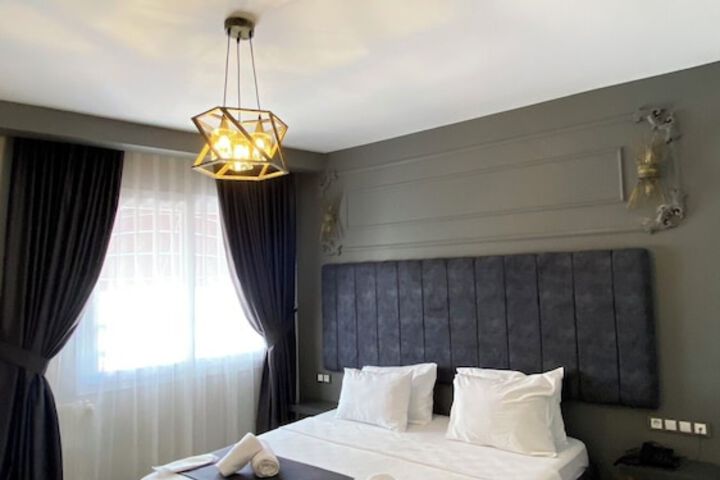 Exterior of Grandmer Suit Otel