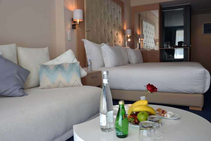 Room 20 of 37