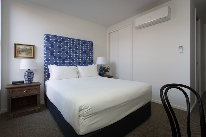Room 15 of 117