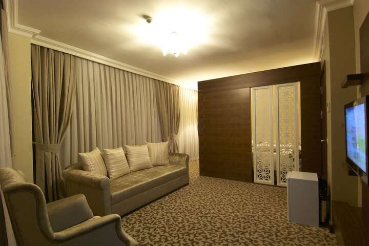 Room 14 of 67