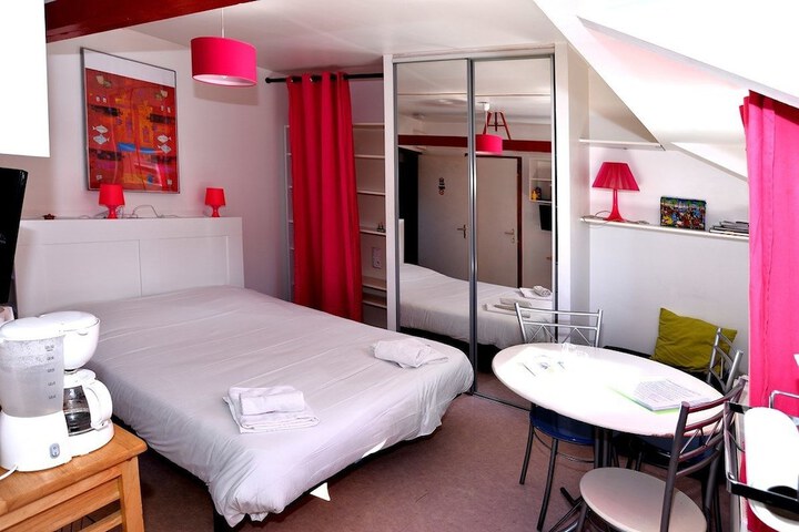 Room 19 of 51