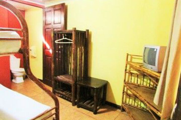 Room 26 of 71