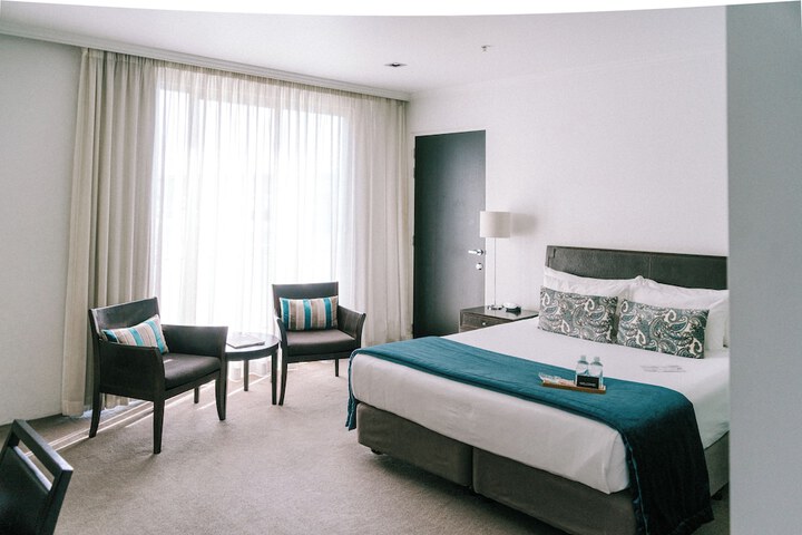 Room 15 of 155