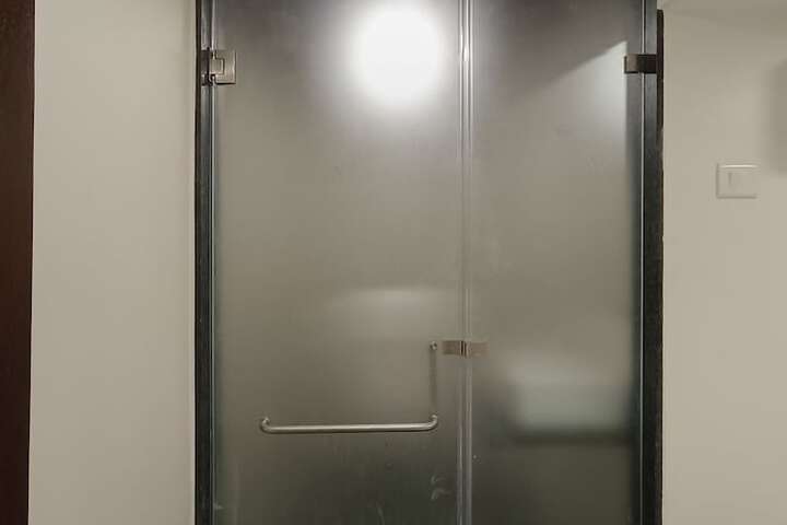 Room 26 of 39