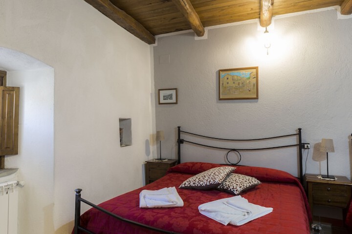 Room 9 of 62