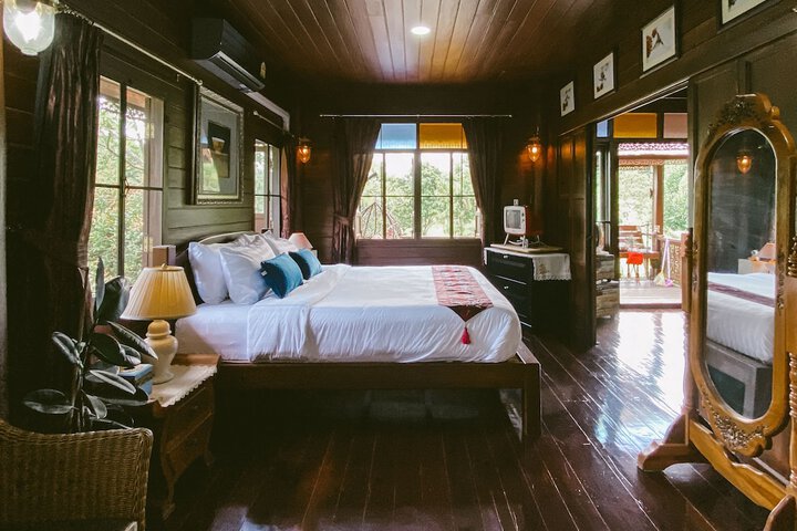 Room 25 of 51
