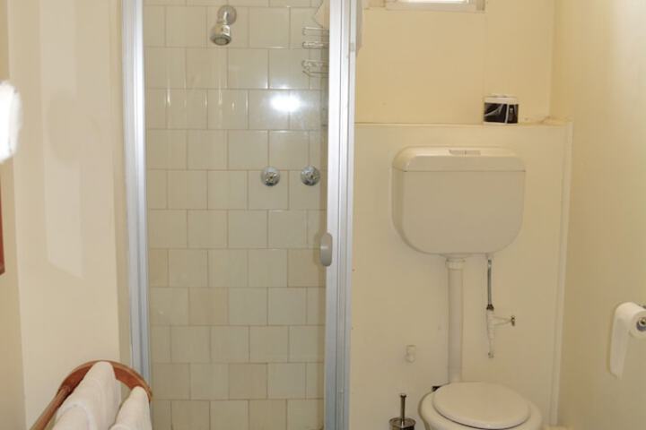 Room 3 of 30