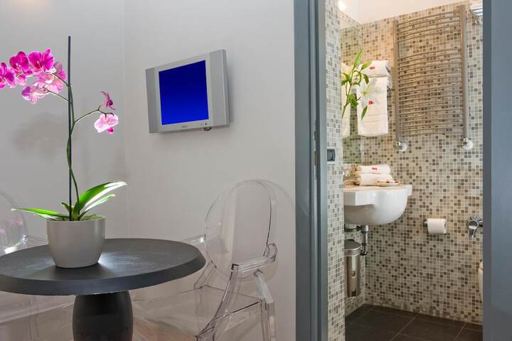 Bathroom Vanities