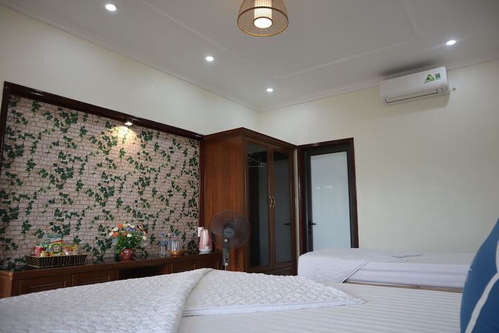 Room 29 of 98