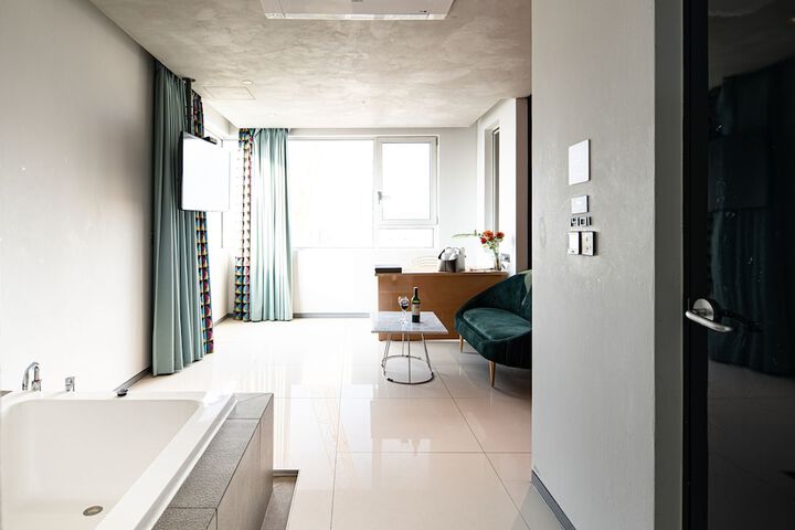 Room 20 of 59