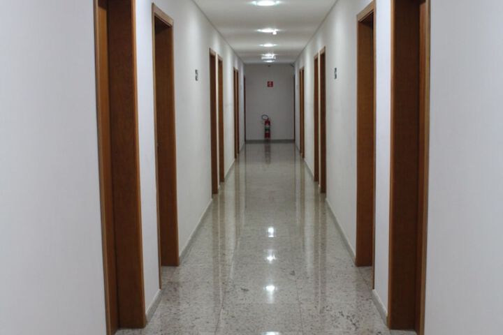 Ballroom/Hall 18 of 25