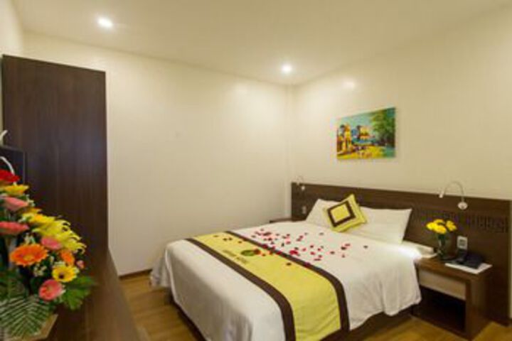Room 10 of 21
