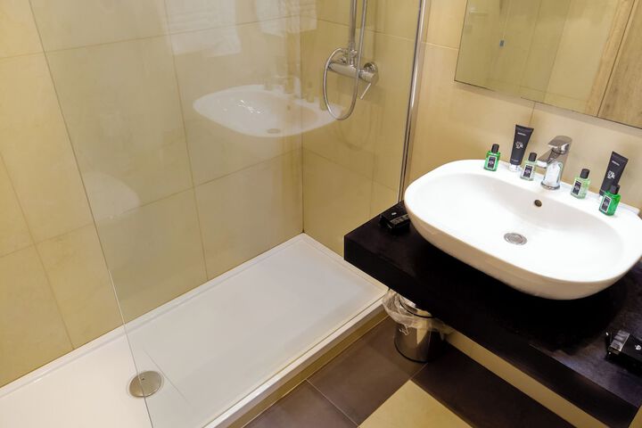 Clean Restrooms