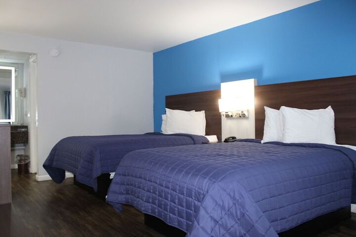 Room 20 of 38