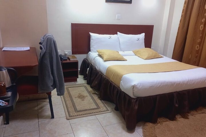 Room 19 of 52