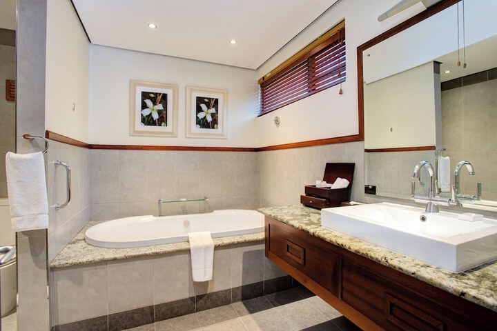 Room 21 of 40