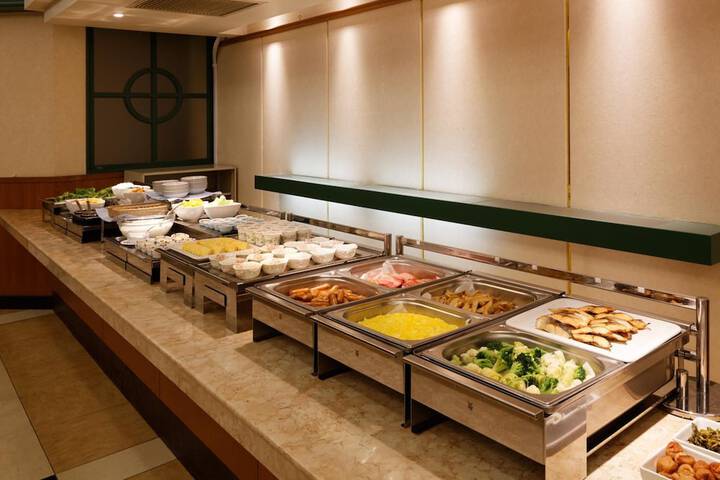 Dining Photos