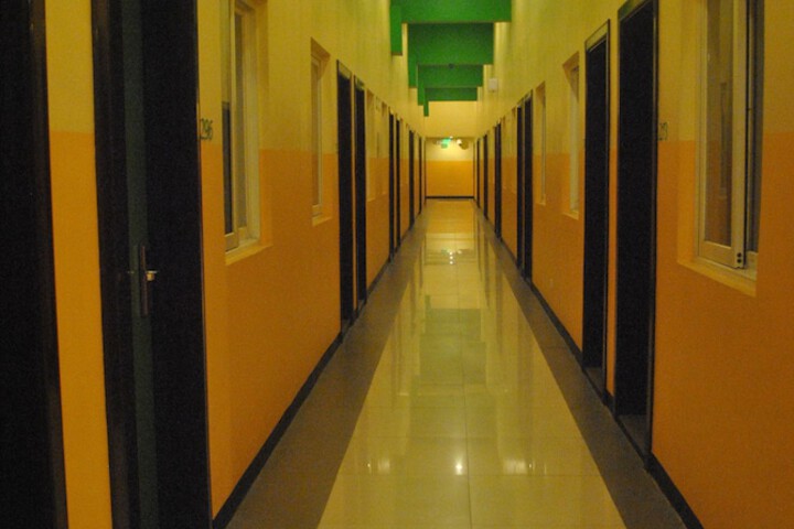Ballroom/Hall 89 of 108