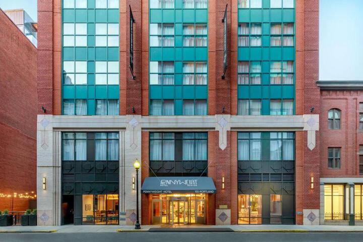 Hotel 3 of 43