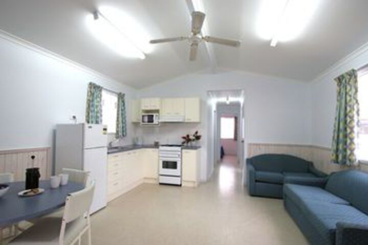 Room 32 of 44