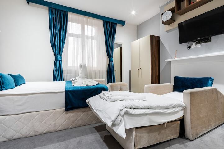 Room 32 of 112