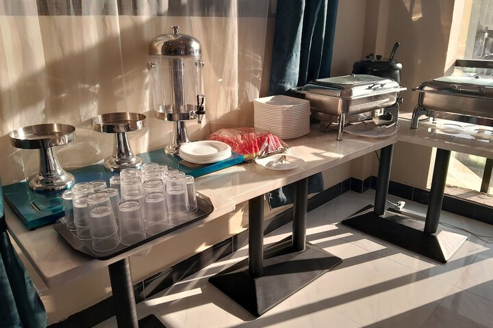 Breakfast/Coffee Service 42 of 52