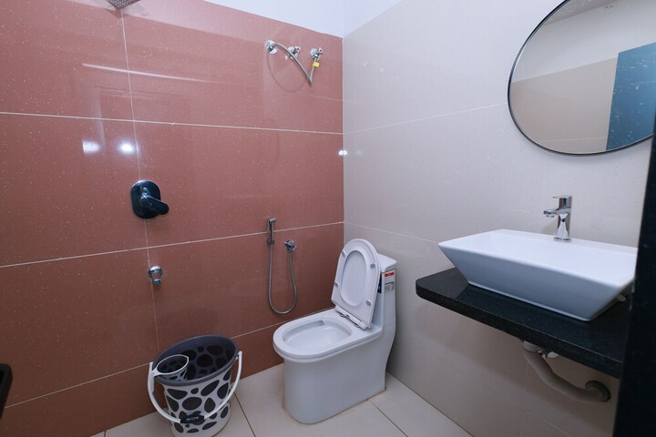 Room 34 of 48