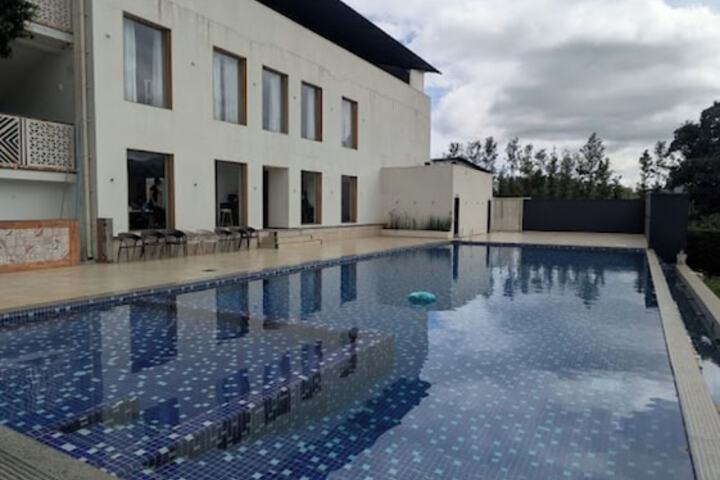 Pool 34 of 91