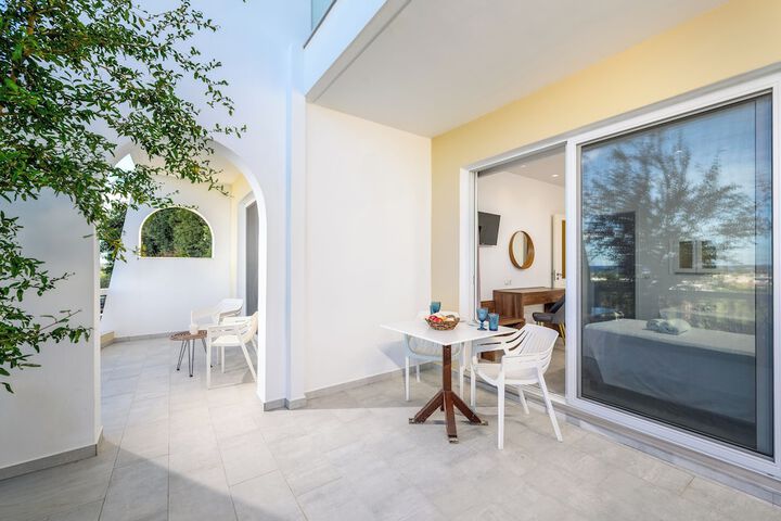 Terrace/Patio 40 of 66