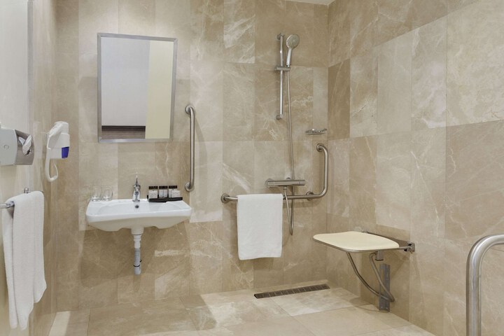 Clean Restrooms