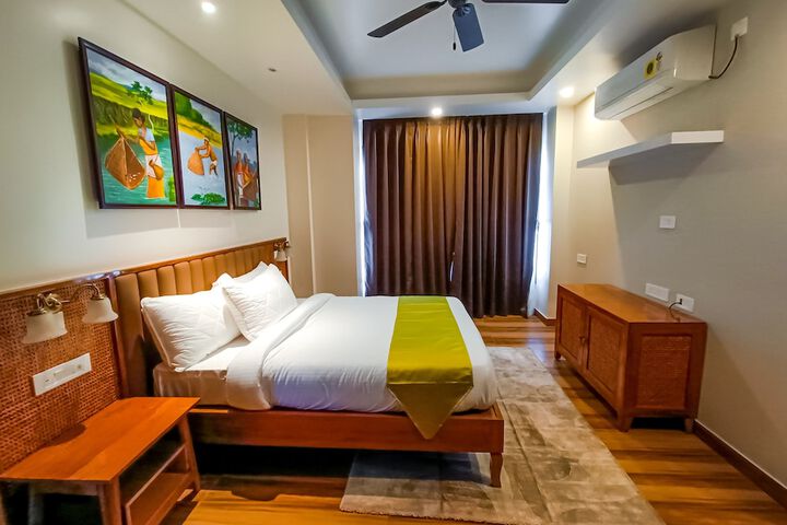 Room 3 of 29