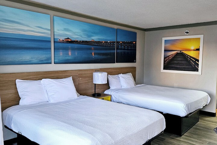 1 King Bed (9 of 31)