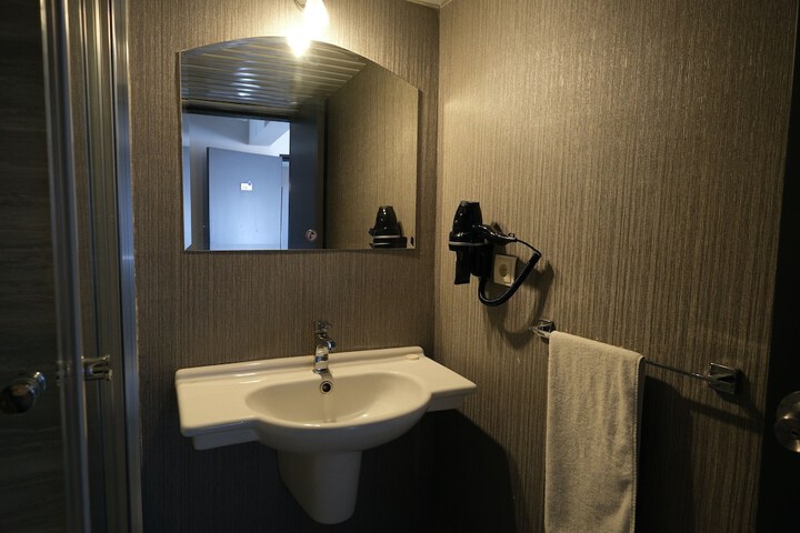 Clean Restrooms