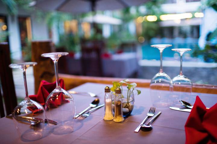 Dining 61 of 84