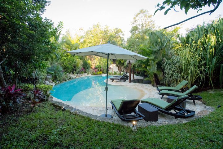 Pool 79 of 104